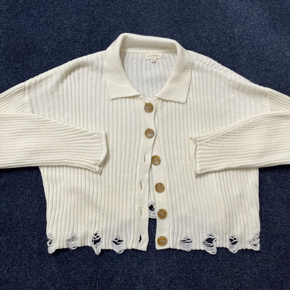 Promesa Cardigan Sweater‎ Womens Small White Collared Button Distressed Hem